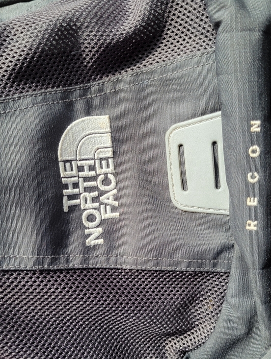 The North Face Recon Backpack Pink And Gray Outdoor Hiking Daypack Gym main image 5